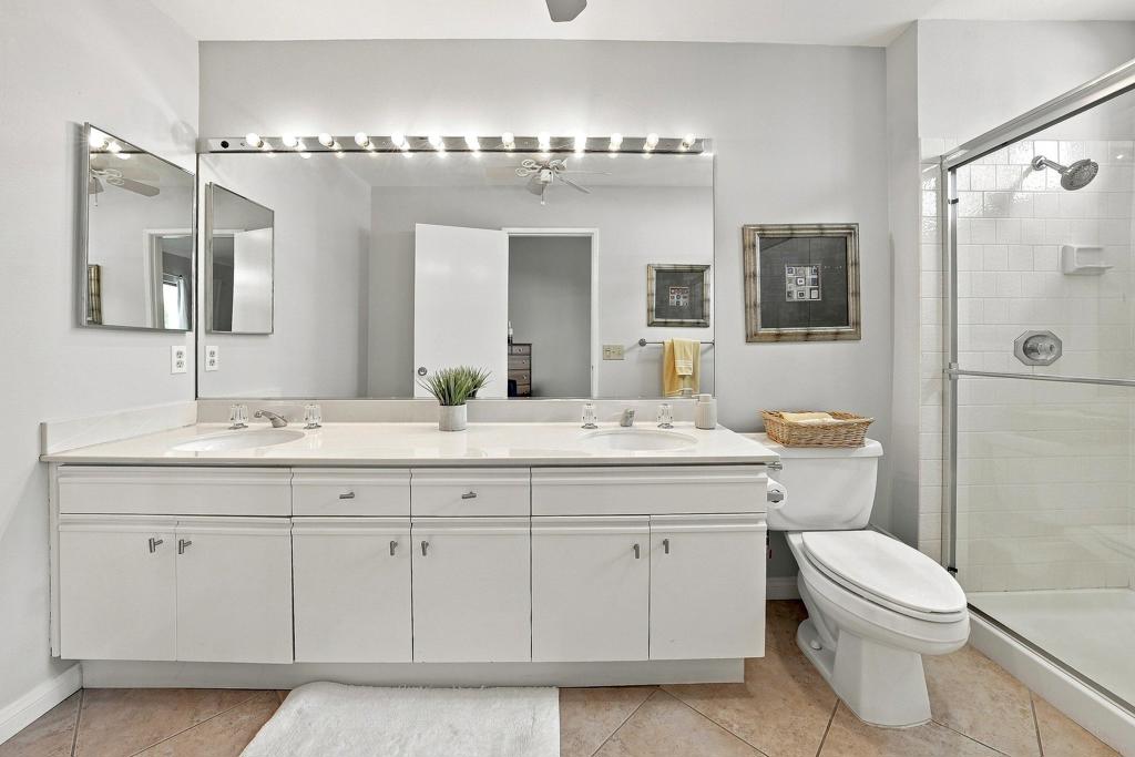 54673 Inverness Way Property Photo 19
