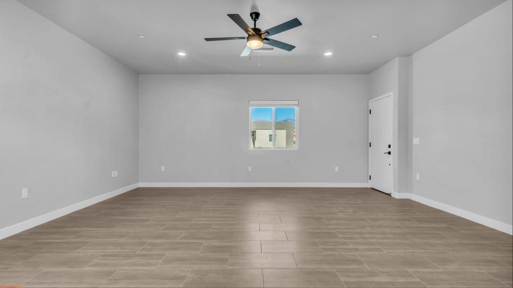 9740 Congressional Road Property Photo 4