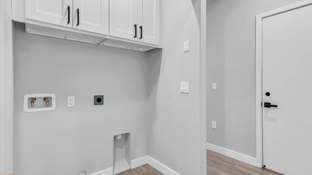 9740 Congressional Road Property Photo 36