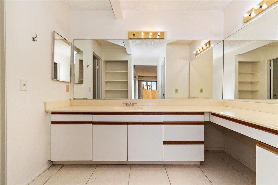 200 E Racquet Club Road 23 Property Photo 15