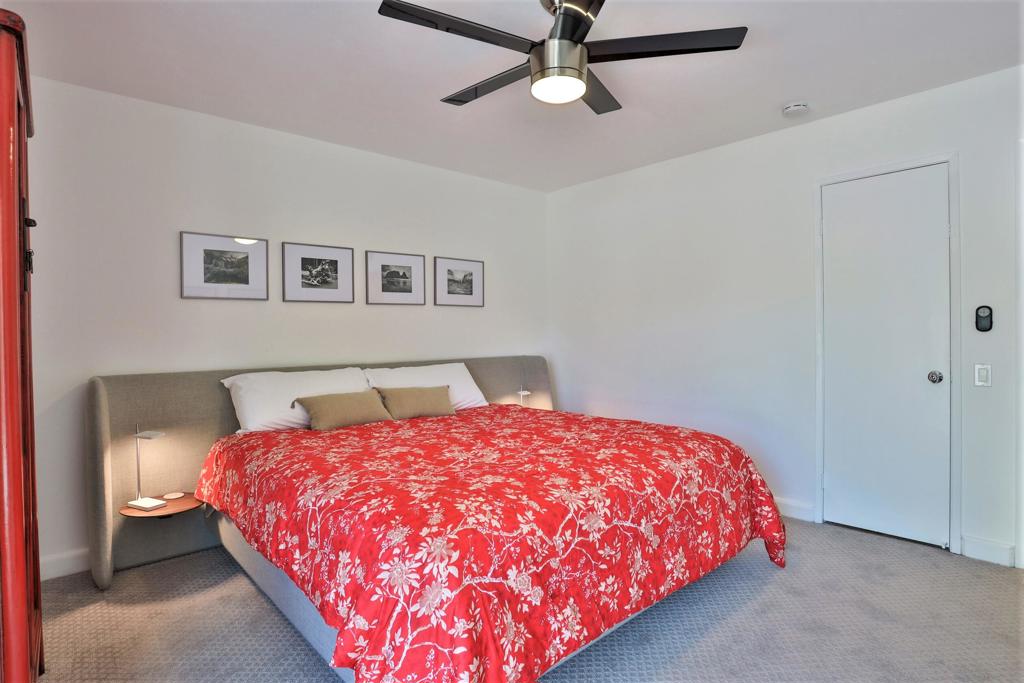 1421 Sunflower Circle N Property Photo 20