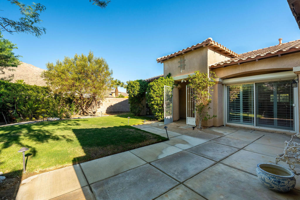 992 Mira Grande Property Photo 2