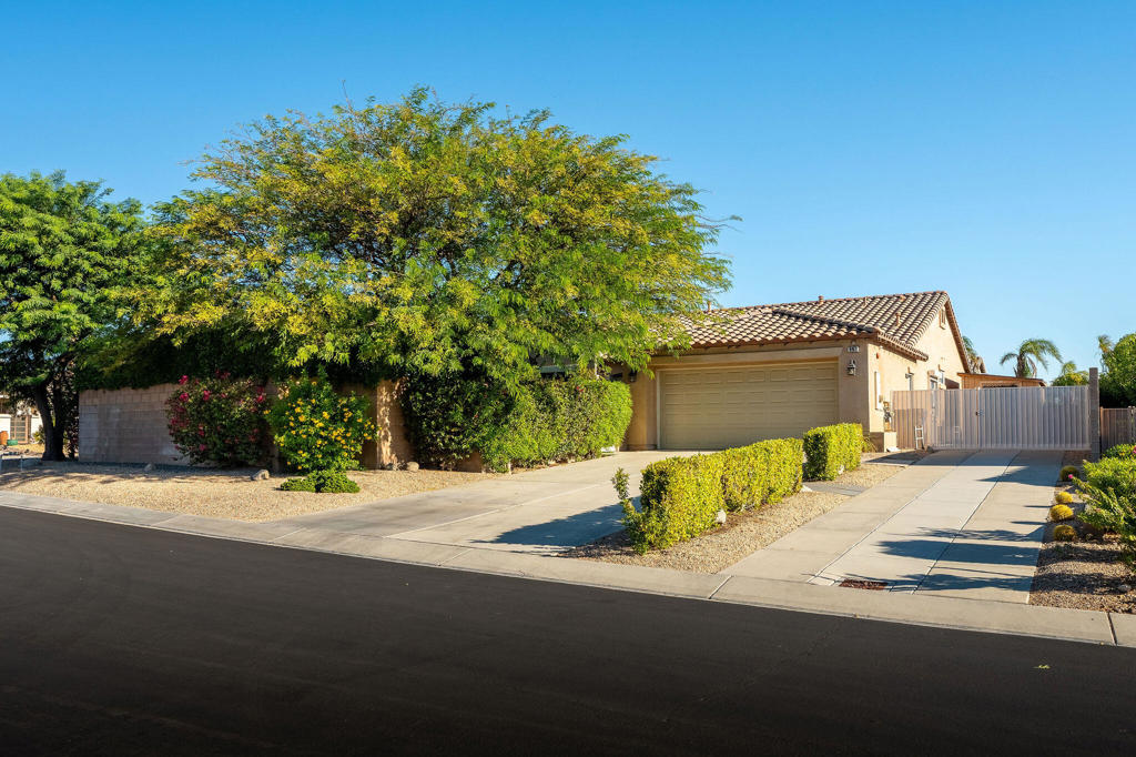 992 Mira Grande Property Photo 3