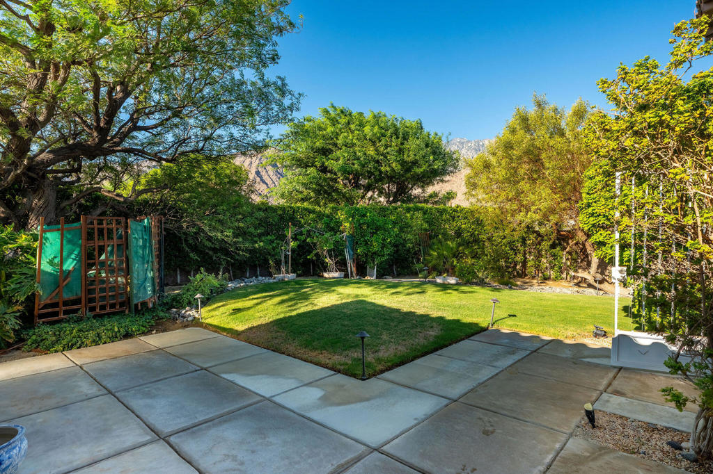 992 Mira Grande Property Photo 24