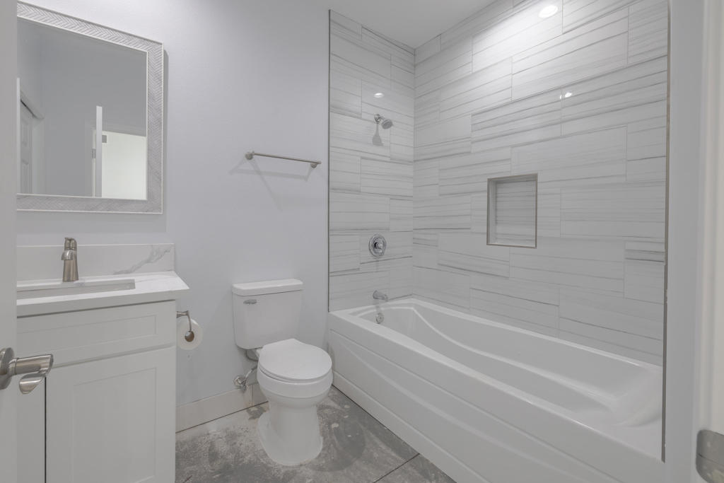 61723 Desert Air Road Property Photo 22