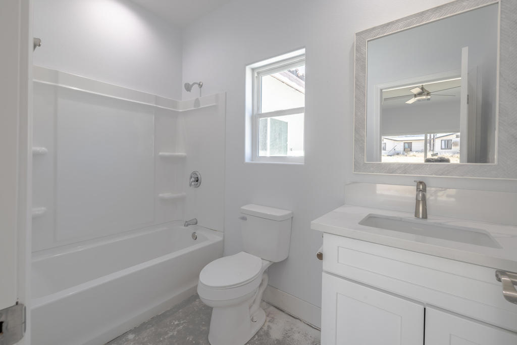 61723 Desert Air Road Property Photo 27