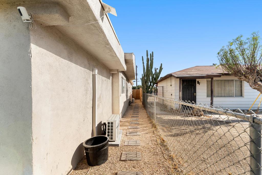 85416 Cairo Street Property Photo 23