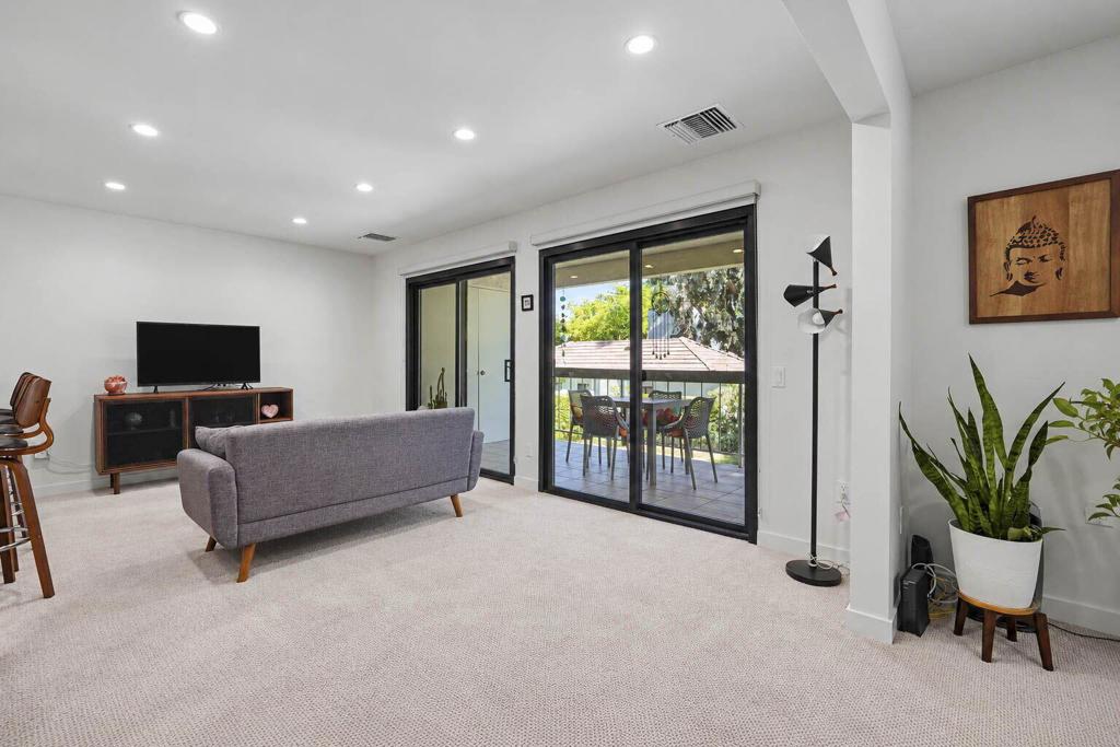 1725 N Via Miraleste 2121 Property Photo 17