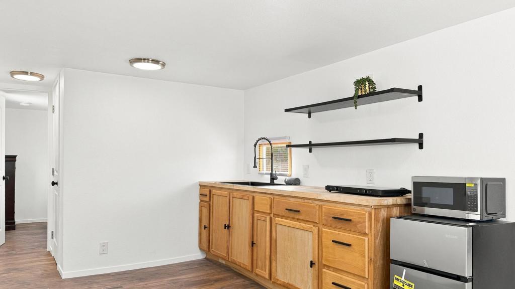 11355 Western Avenue Property Photo 32