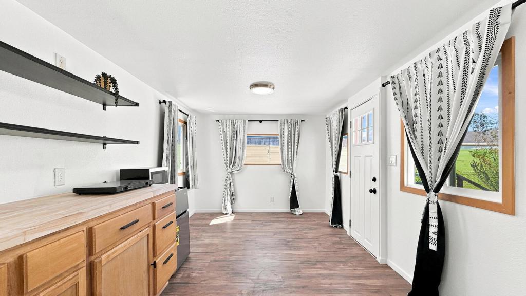 11355 Western Avenue Property Photo 33