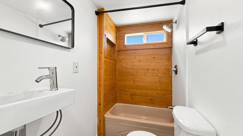 11355 Western Avenue Property Photo 37