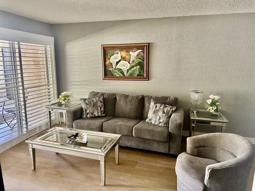 2857 N Los Felices Road 107 Property Photo 3