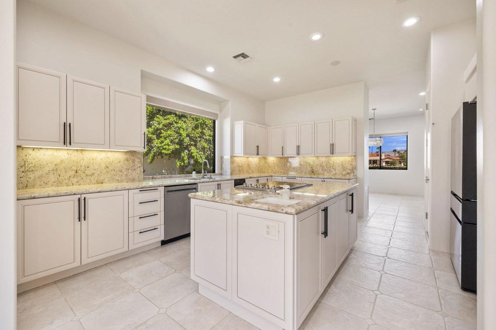 78840 Lima Property Photo 15