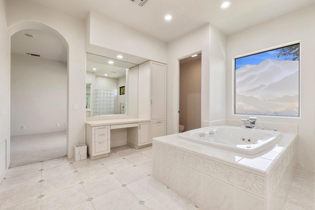 78840 Lima Property Photo 24