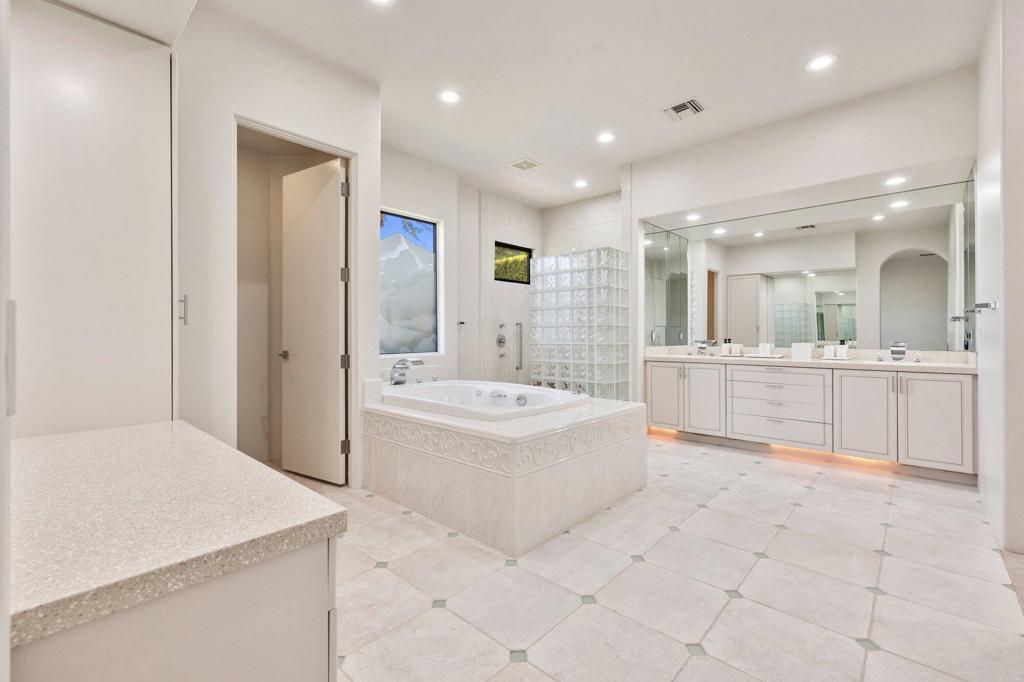 78840 Lima Property Photo 25