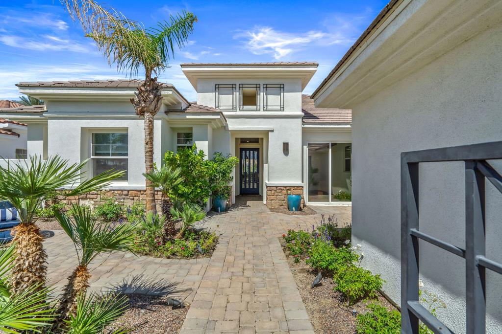 80030 Via Valerosa Property Photo 7