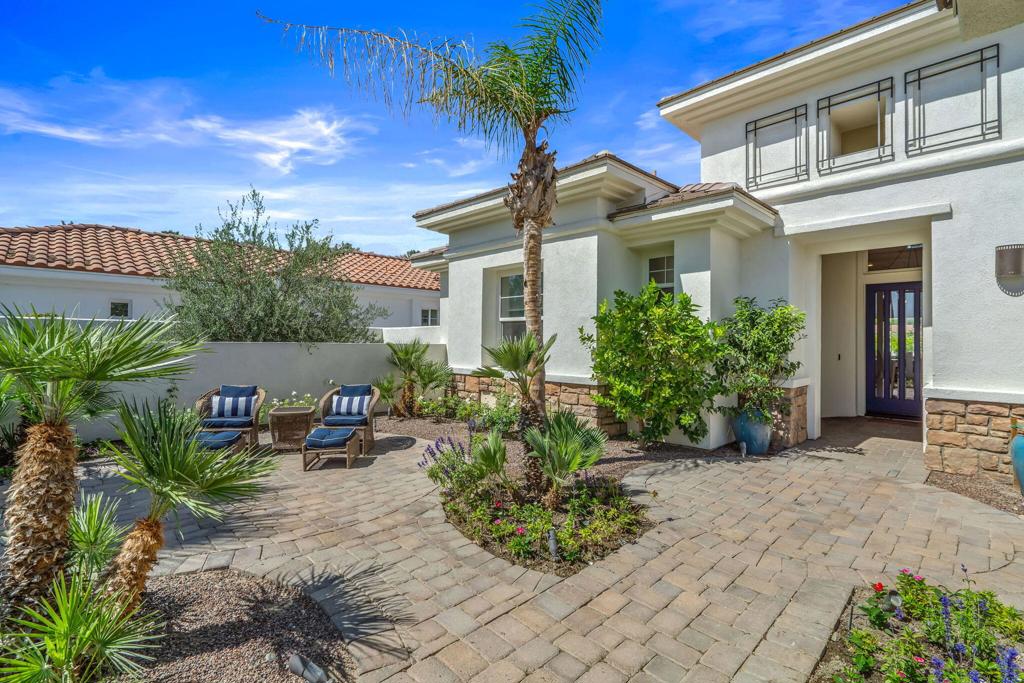 80030 Via Valerosa Property Photo 8