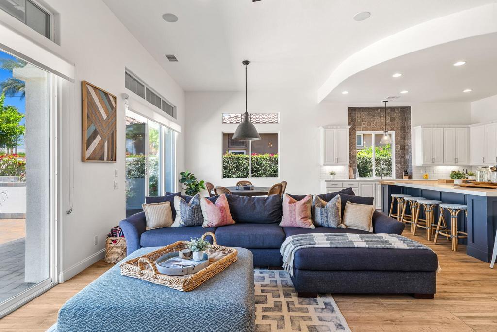80030 Via Valerosa Property Photo 15