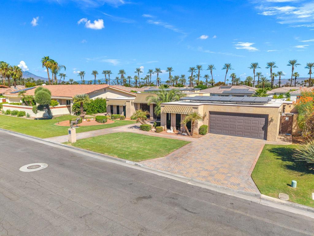 75406 Montecito Drive Property Photo 3