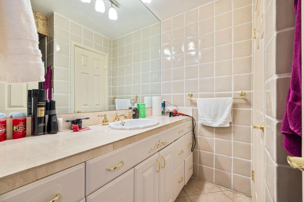 75406 Montecito Drive Property Photo 36