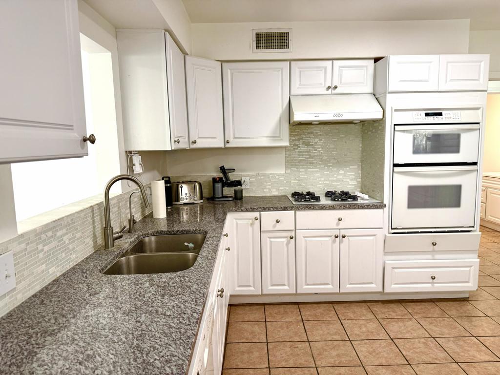 66844 Granada Avenue Property Photo 3