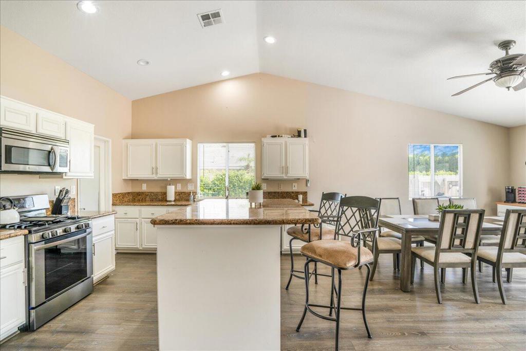 41736 Moneaque Road Property Photo 11