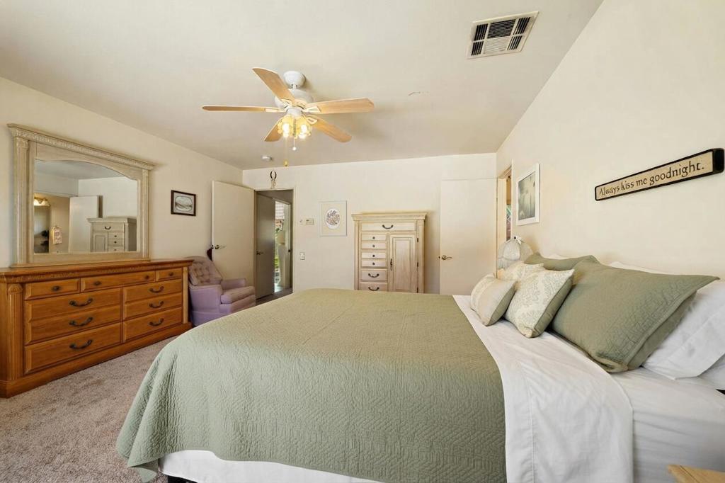 75582 Painted Desert Drive Property Photo 22