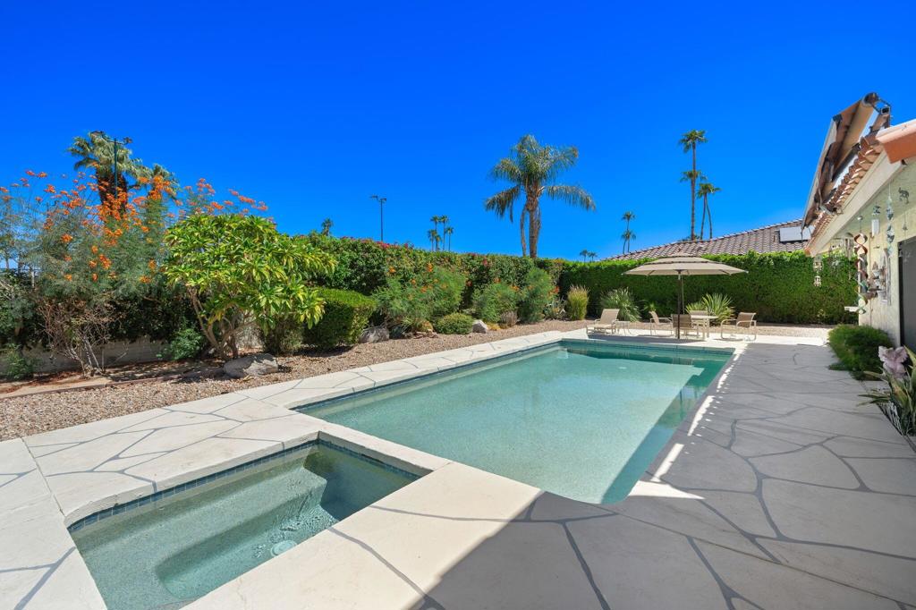 75582 Painted Desert Drive Property Photo 34