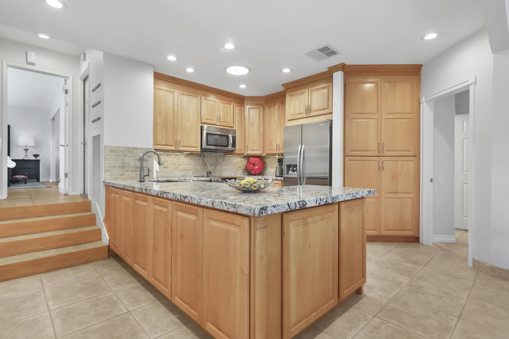 73499 Foxtail Lane Property Photo 11