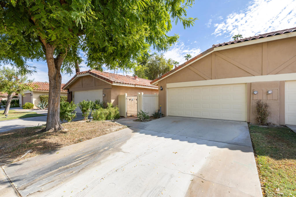 250 Serena Drive Property Photo 2