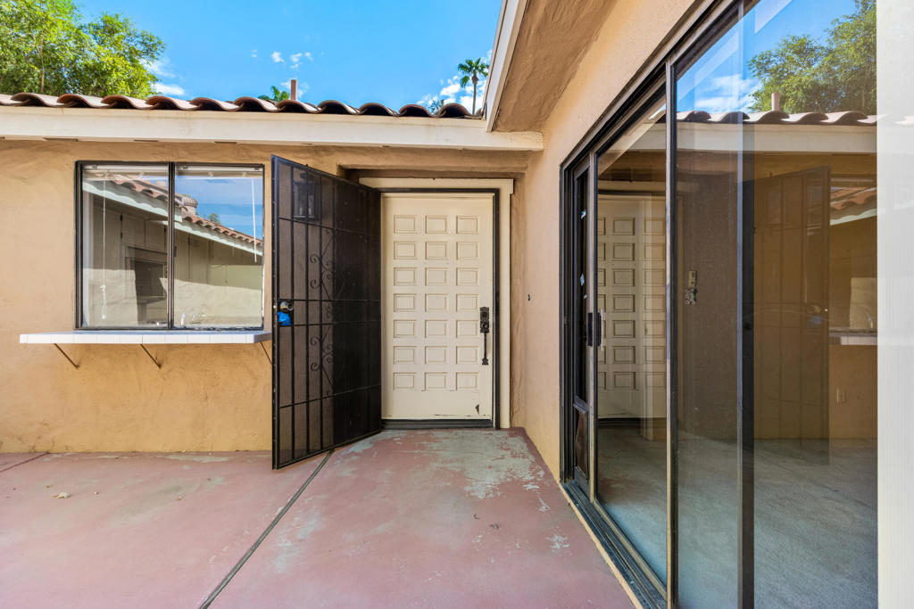 250 Serena Drive Property Photo 6