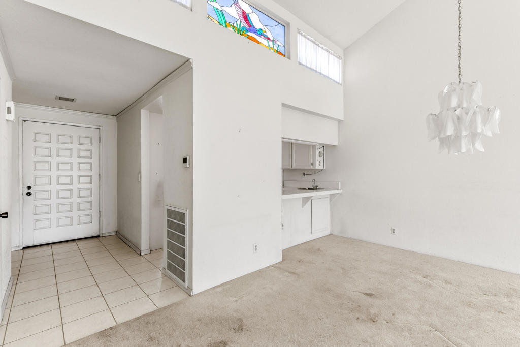 250 Serena Drive Property Photo 8