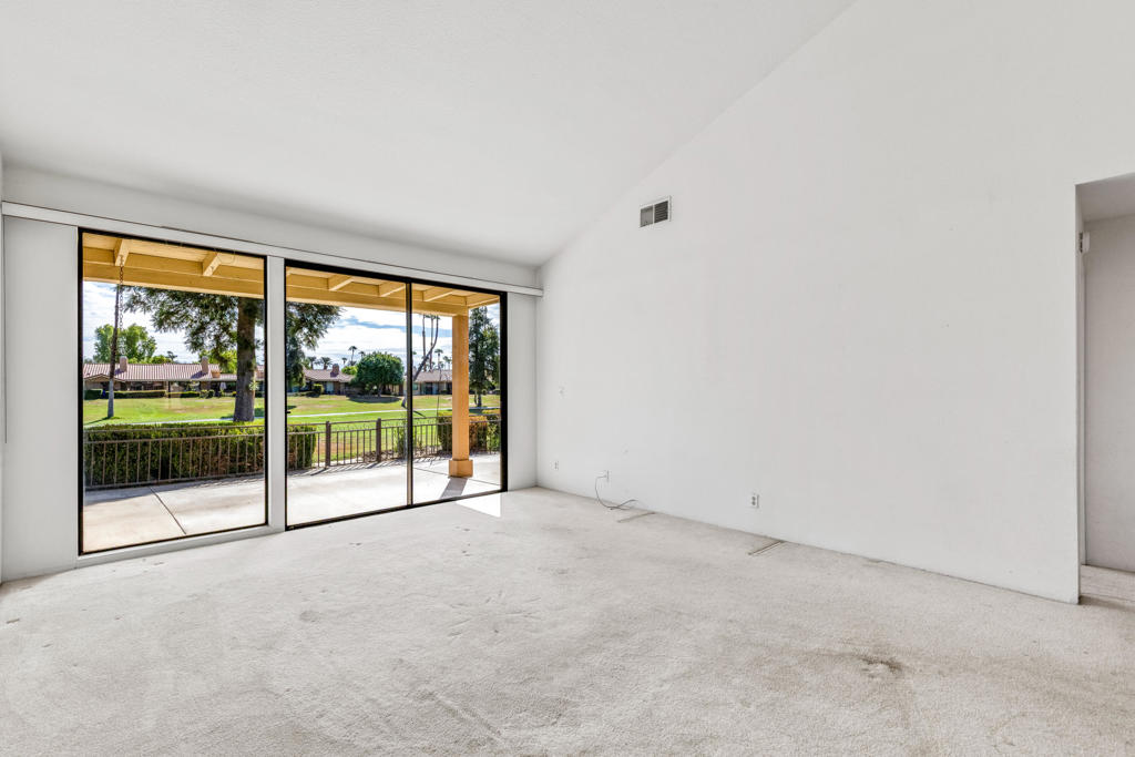 250 Serena Drive Property Photo 16