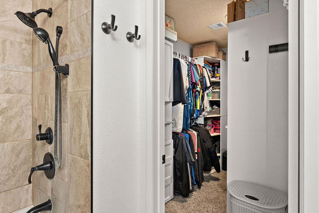 31200 Landau Boulevard 2802 Property Photo 12