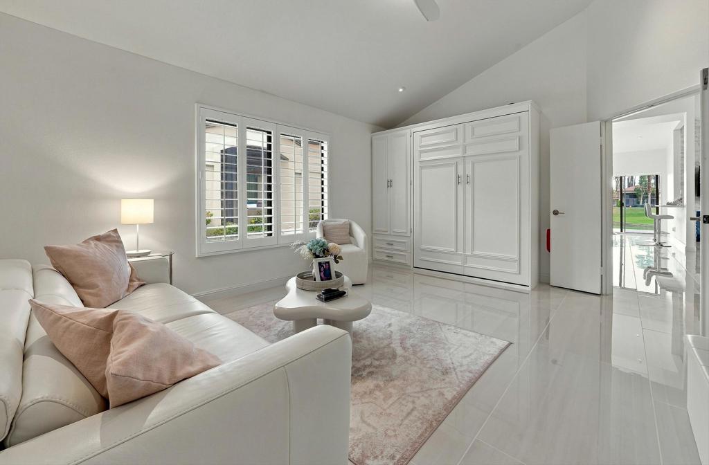 54480 Shoal Creek Property Photo 10