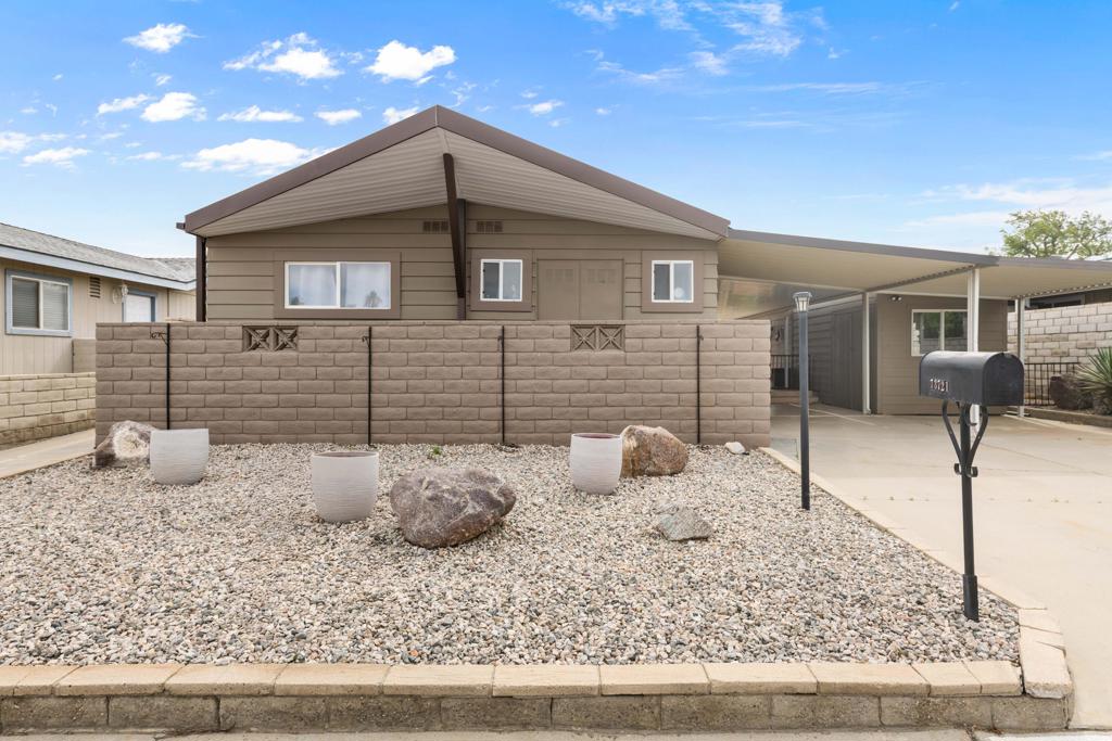 73721 Oak Flats Drive Property Photo 1