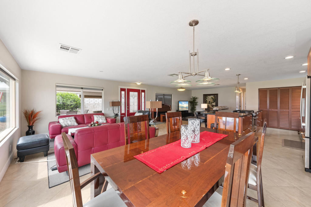 73721 Oak Flats Drive Property Photo 8