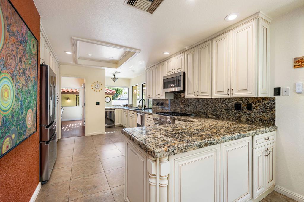 44017 Erie Court Property Photo 18