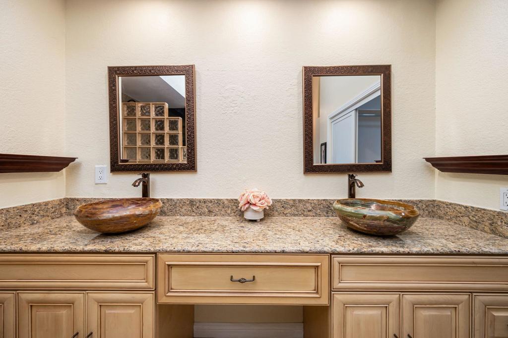 44017 Erie Court Property Photo 29