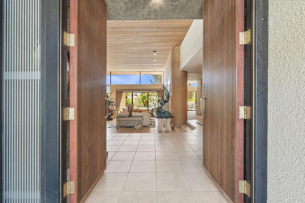 73497 Mariposa Drive Property Photo 2