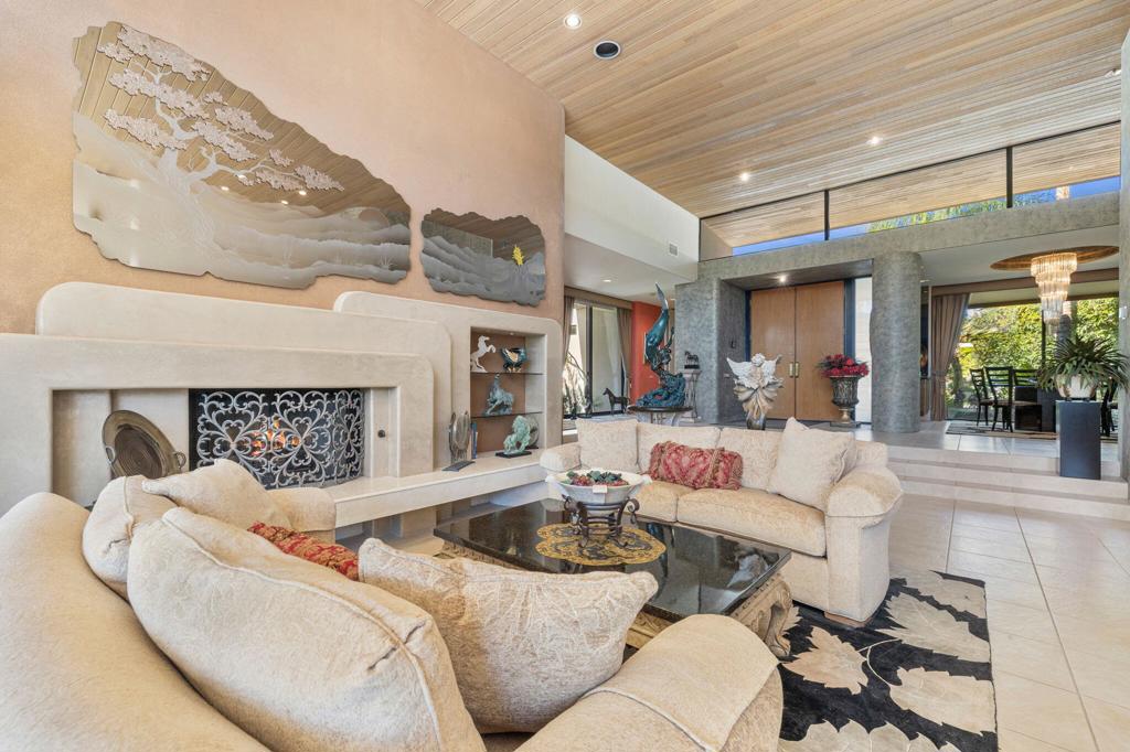 73497 Mariposa Drive Property Photo 4