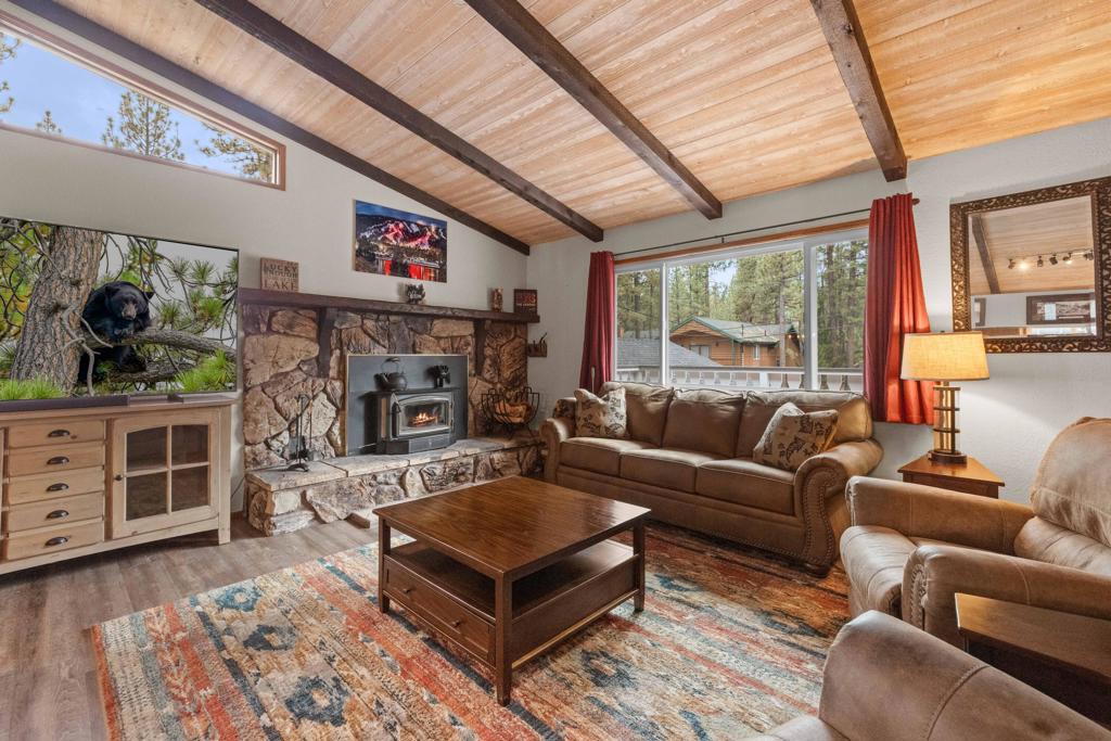 1217 Redwood Drive Property Photo 9