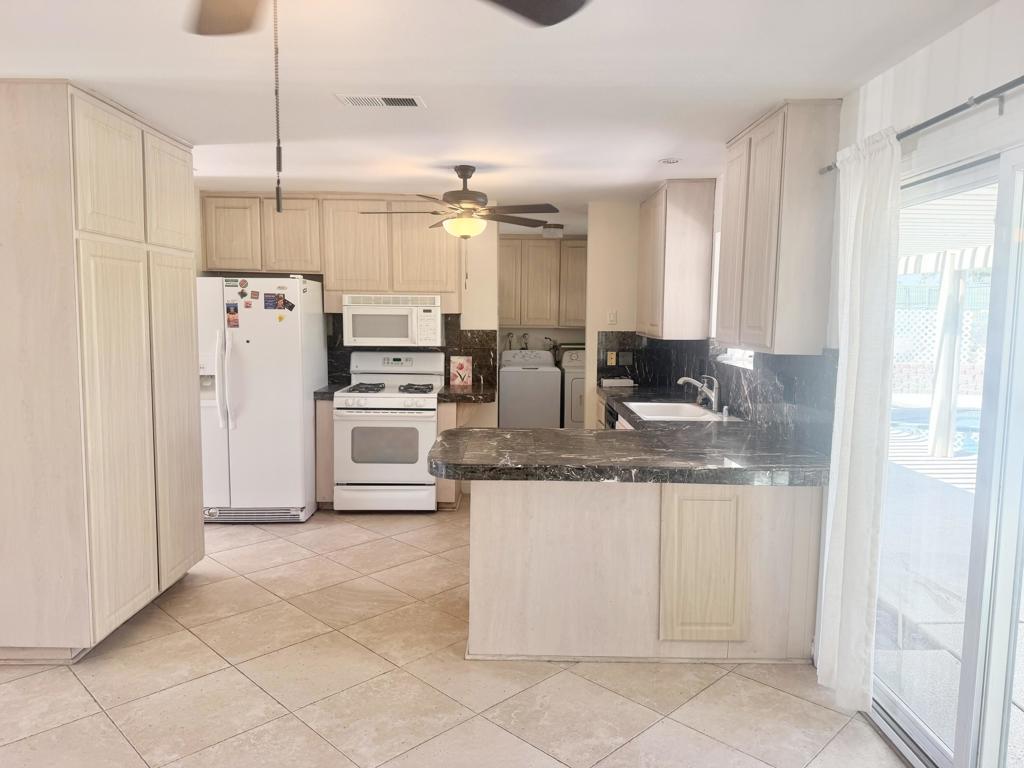 43586 Virginia Avenue Property Photo 4