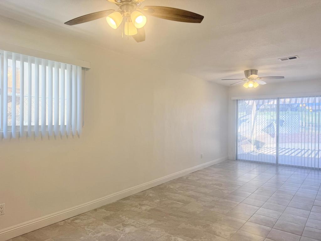 43586 Virginia Avenue Property Photo 10