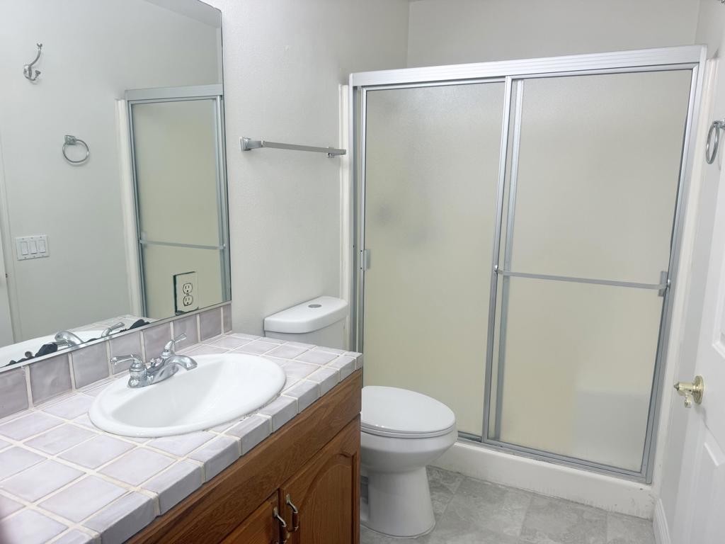 43586 Virginia Avenue Property Photo 14