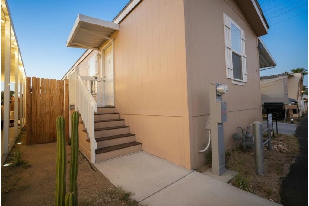 15687 Palm Drive 14 Property Photo 2