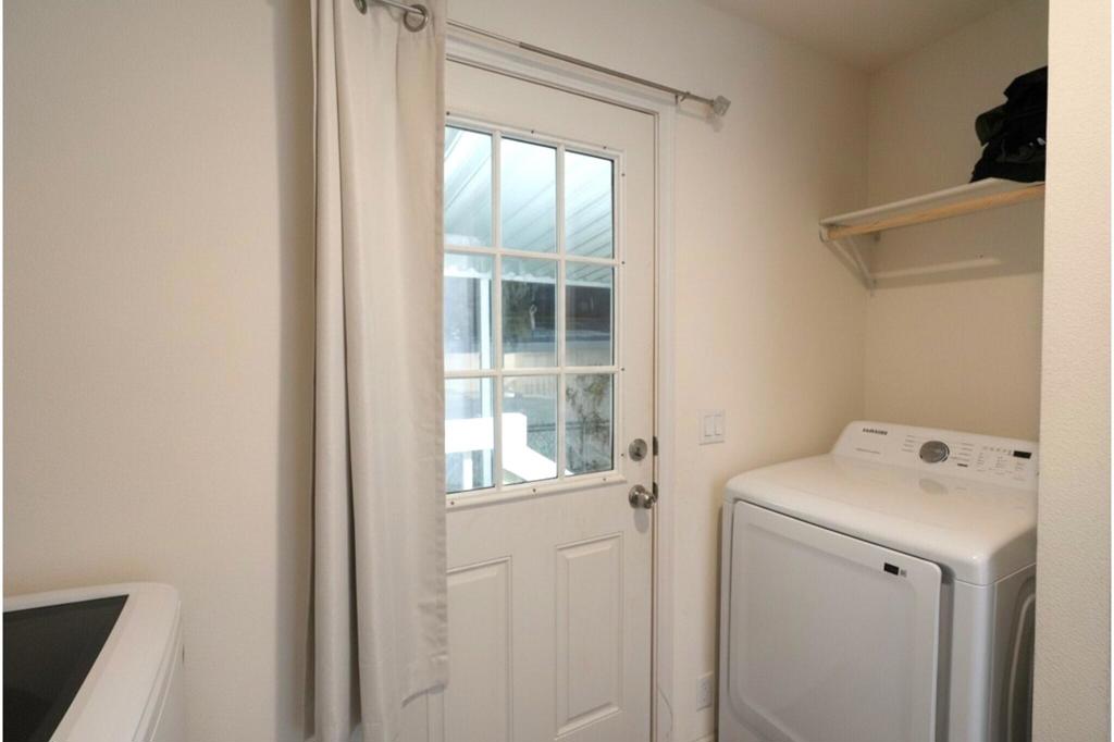 15687 Palm Drive 14 Property Photo 11