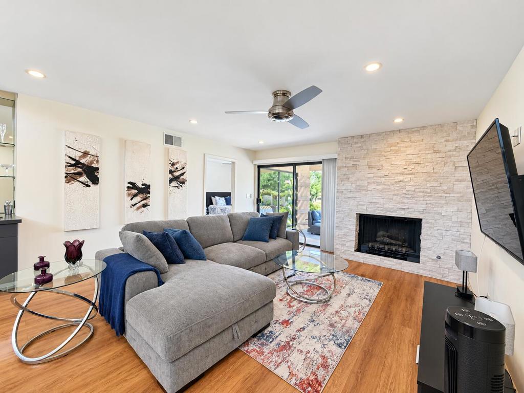 72477 Rolling Knoll Drive Property Photo 8