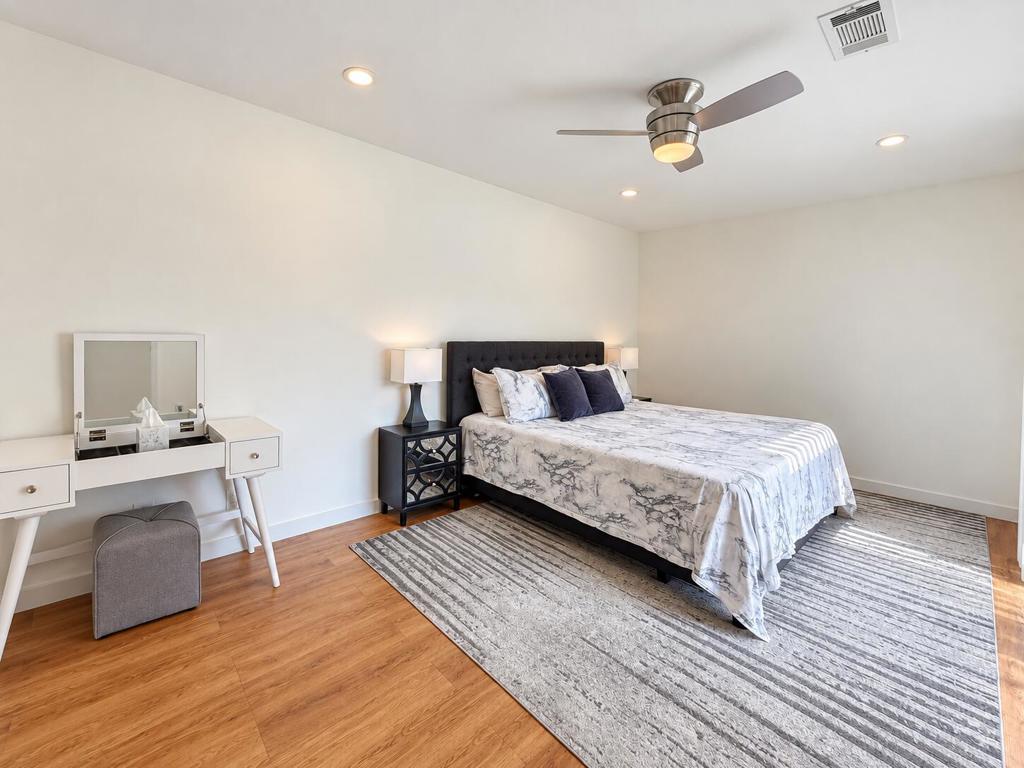 72477 Rolling Knoll Drive Property Photo 18