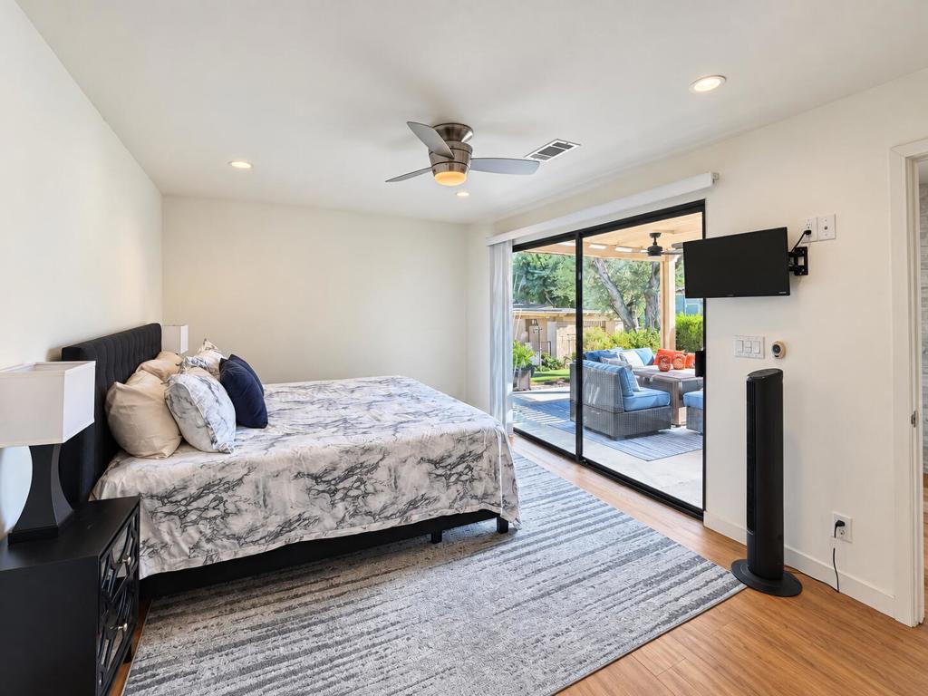 72477 Rolling Knoll Drive Property Photo 19